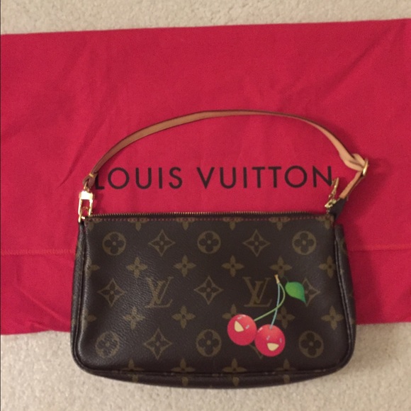 louis vuitton cherry pochette
