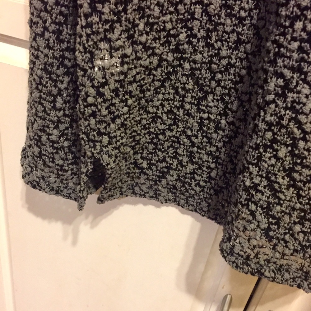 Tunic Top - Picture 3 of 3
