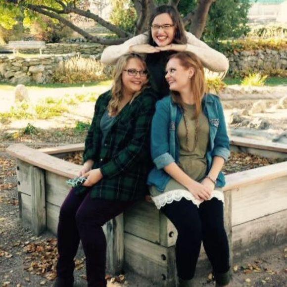 Meet your Posher, Kylee - Picture 1 of 1