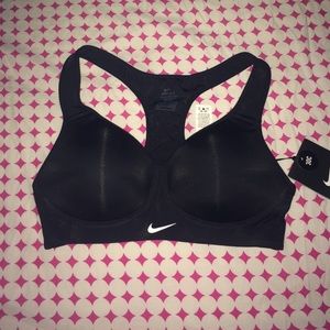NIKE Black High Support Sports Bra: SIZE 30C