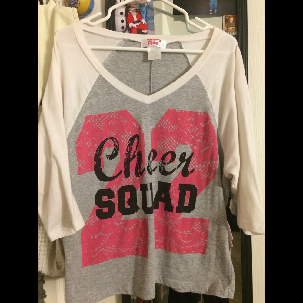 3/4 Sleeve Slight V-Neck Baseball Shirt