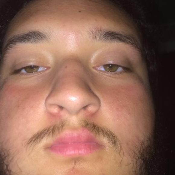 Meet your Posher, Juan - Picture 1 of 1