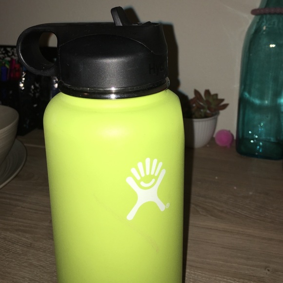 light green hydro flask
