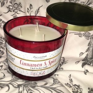 12 oz three wick candle from vineyard hill