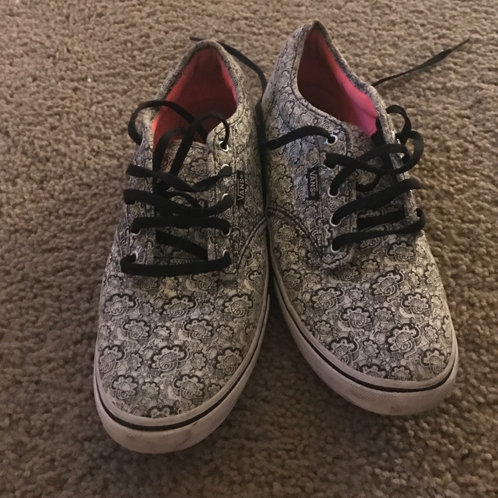 Henna vans