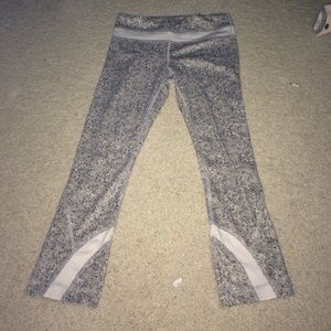 SUPER RARE grey and white lulu lemon leggings