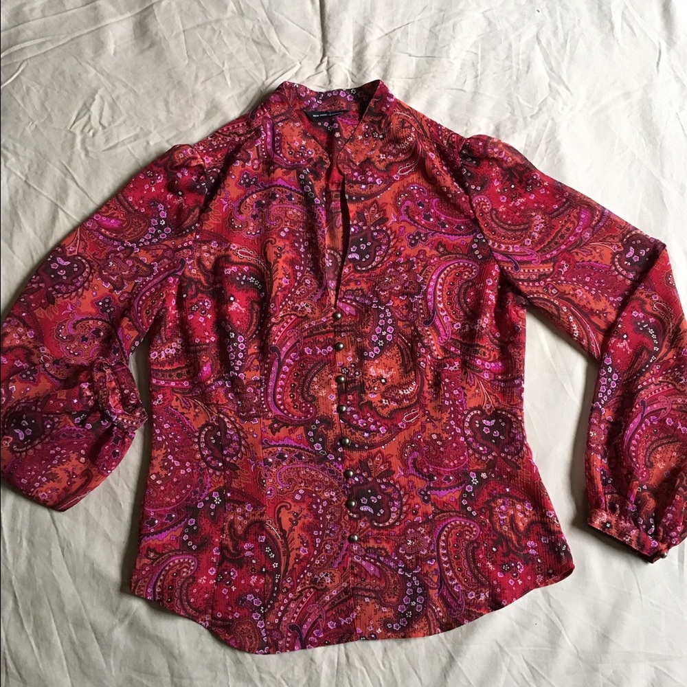 New York & Company paisley long sleeve blouse