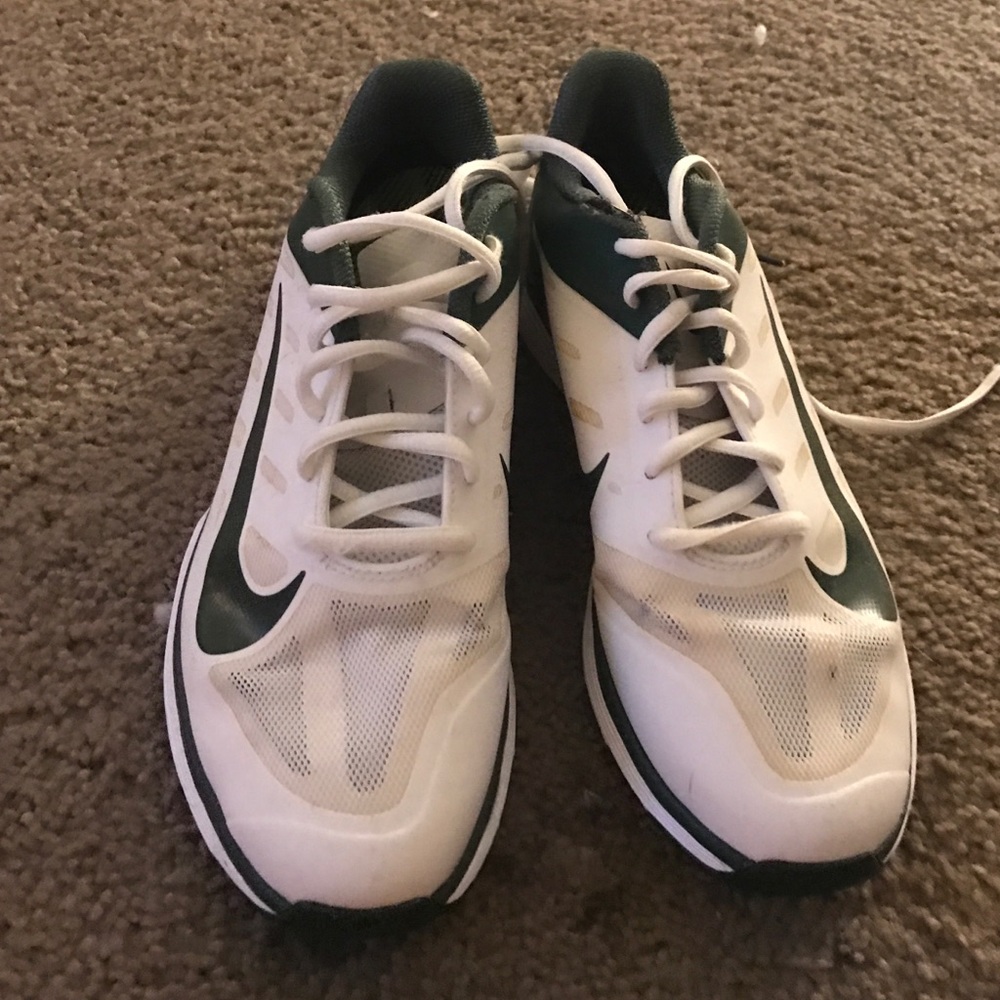 Nike basketball low tops