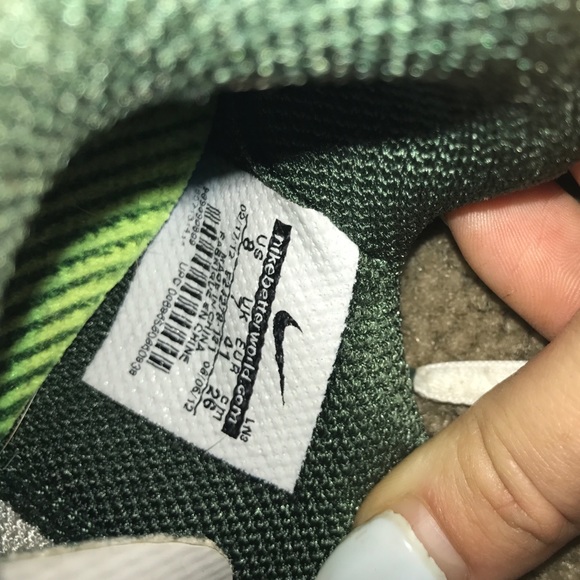 Nike basketball low tops - Picture 4 of 4