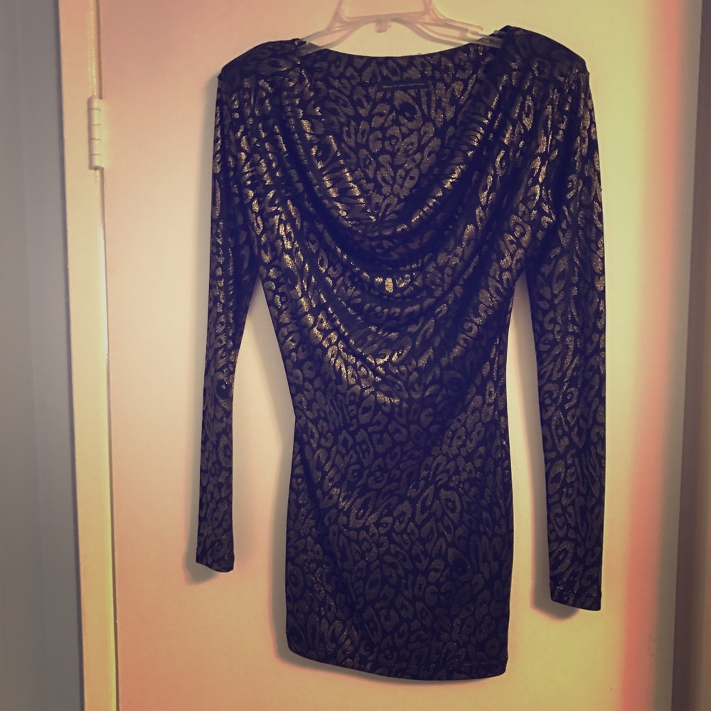 Shoulders padded can wear both sides mini dress