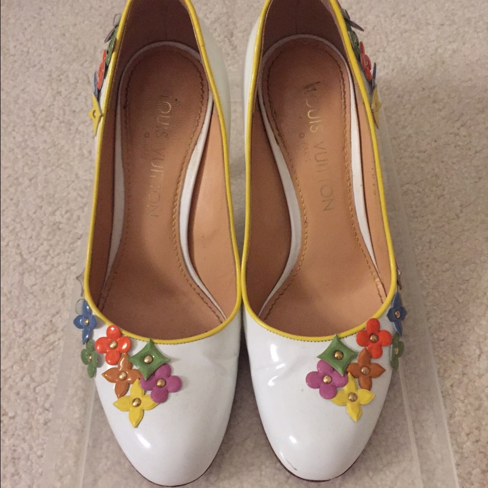 Louis Vuitton Multicolor Flower Pumps.