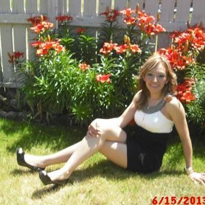 Meet your Posher, Alma ibeth