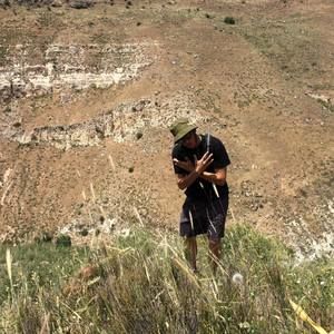 Meet your Posher, Omri