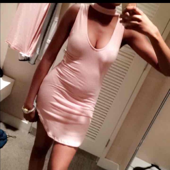 Rose pink Kylie Jenner dress - Picture 1 of 4