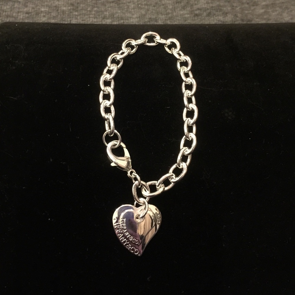 Heart charm bracelet