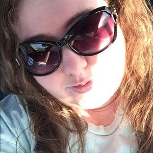 Meet your Posher, Kristina