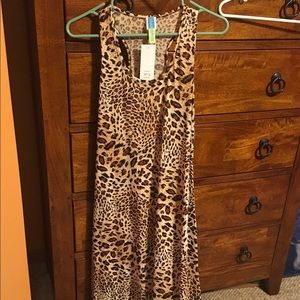 Long sleeveless dress NWT large cheetah print