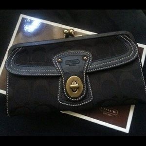 Coach women black wallet