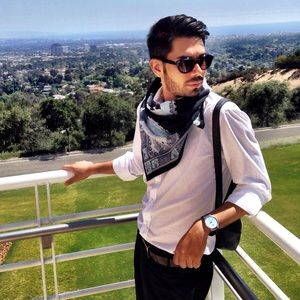 Meet your Posher, Afshin