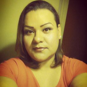 Meet your Posher, Lorena