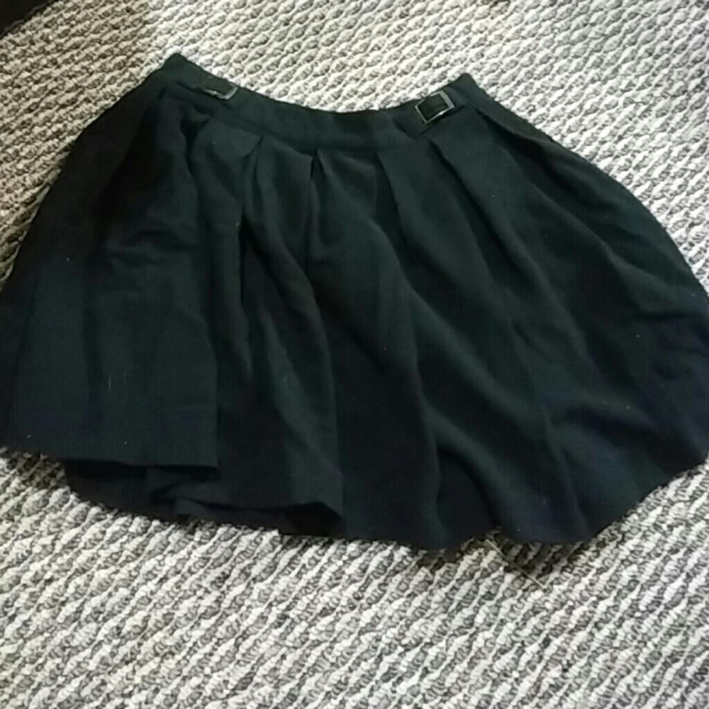 Pleated skirt