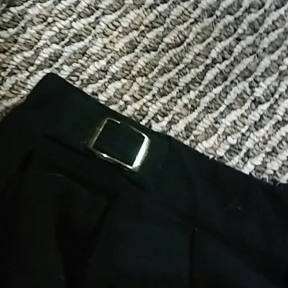 Pleated skirt - Picture 2 of 2