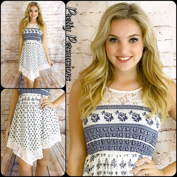 CLEARANCE‼️Lace Trim Angled Hem Navy Printed Dress - Picture 4 of 5