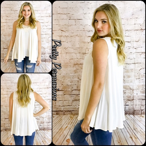 CLEARANCE‼️Floral Crochet Trim Sleeveless Top - Picture 2 of 5