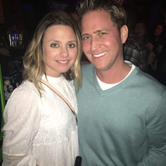 Meet your Posher, Jeannine - Picture 4 of 4