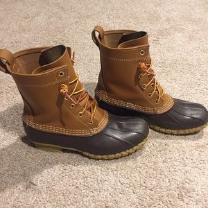 L.L. Bean Boots! Women 7. Kids size 4. Backordered