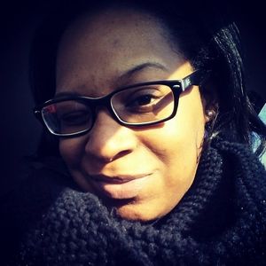 Meet your Posher, Ebony