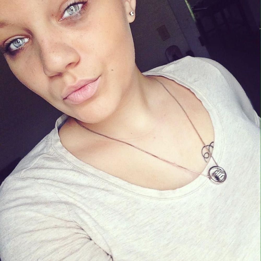 Meet your Posher, Lana