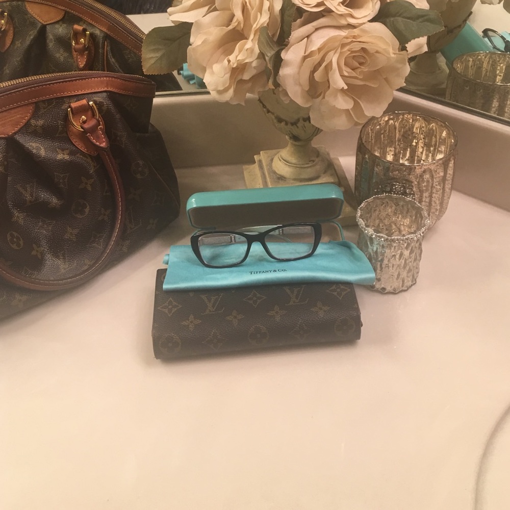 Reposhing Tiffany and Co glasses