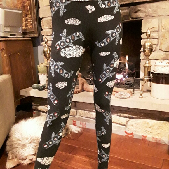 Lularoe Unicorn Rare Airplane leggings - Picture 4 of 4