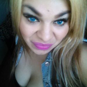 Meet your Posher, Vanessa