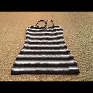 Lululemon Power Y size 4