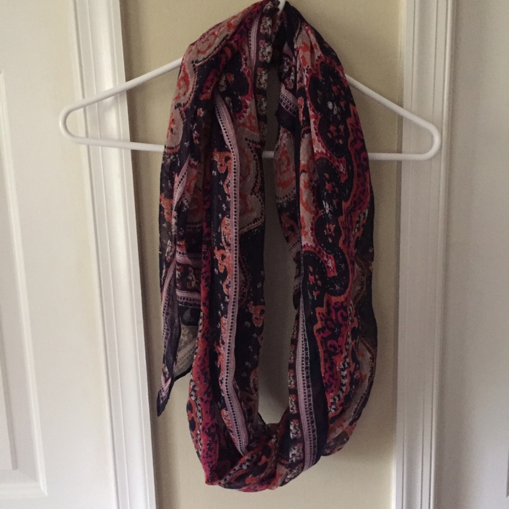 Forever 21 Pattern Scarf
