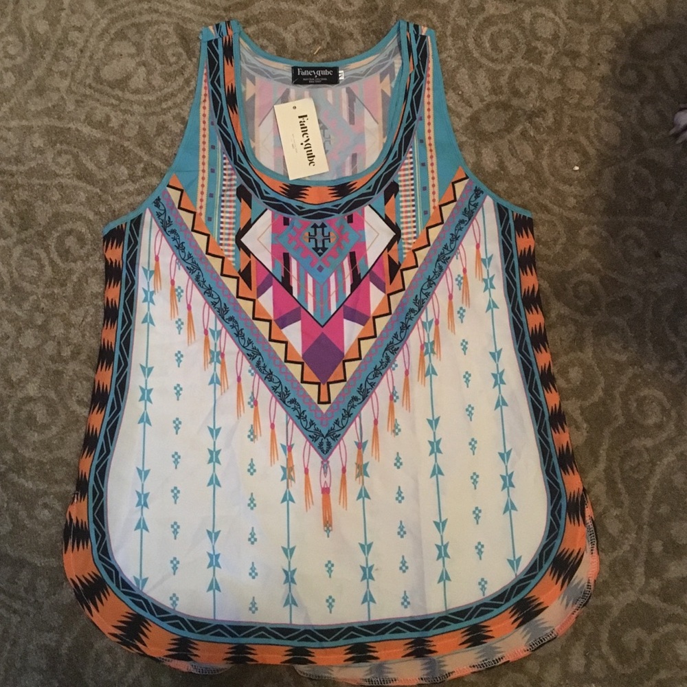 Fancyqube Light weight Tank size Medium NWT