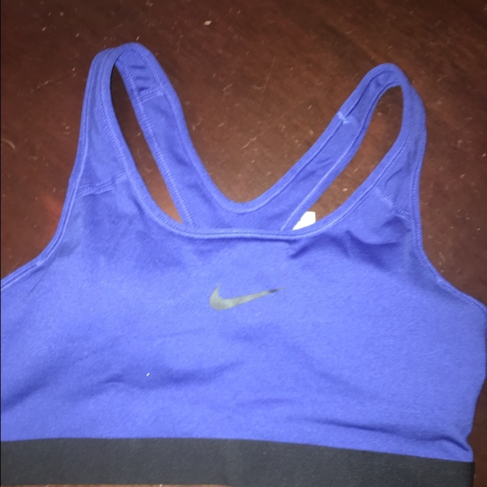 🌺$22OFF RETAIL $49🌺NWT NIKE PRO BRA🌺LAST ONE🌺 - Picture 1 of 7