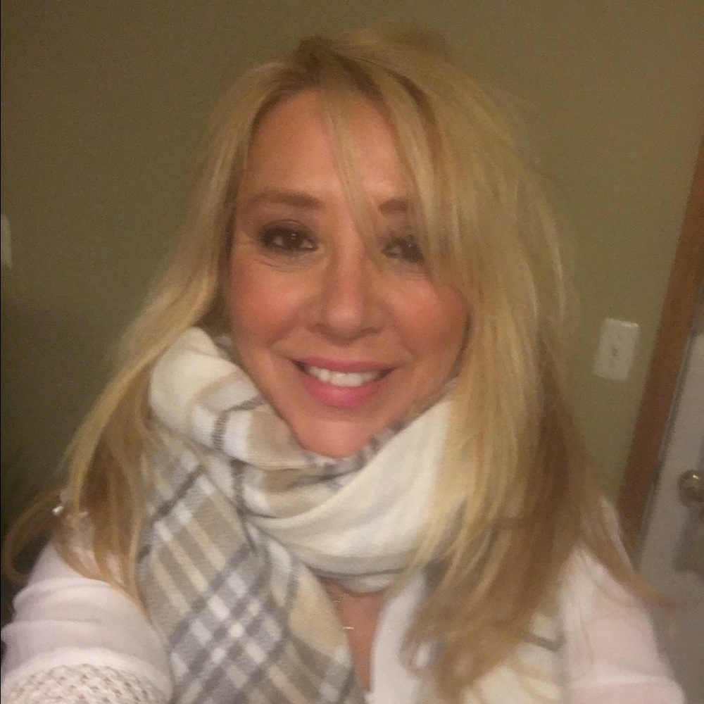 Meet your Posher, Germana