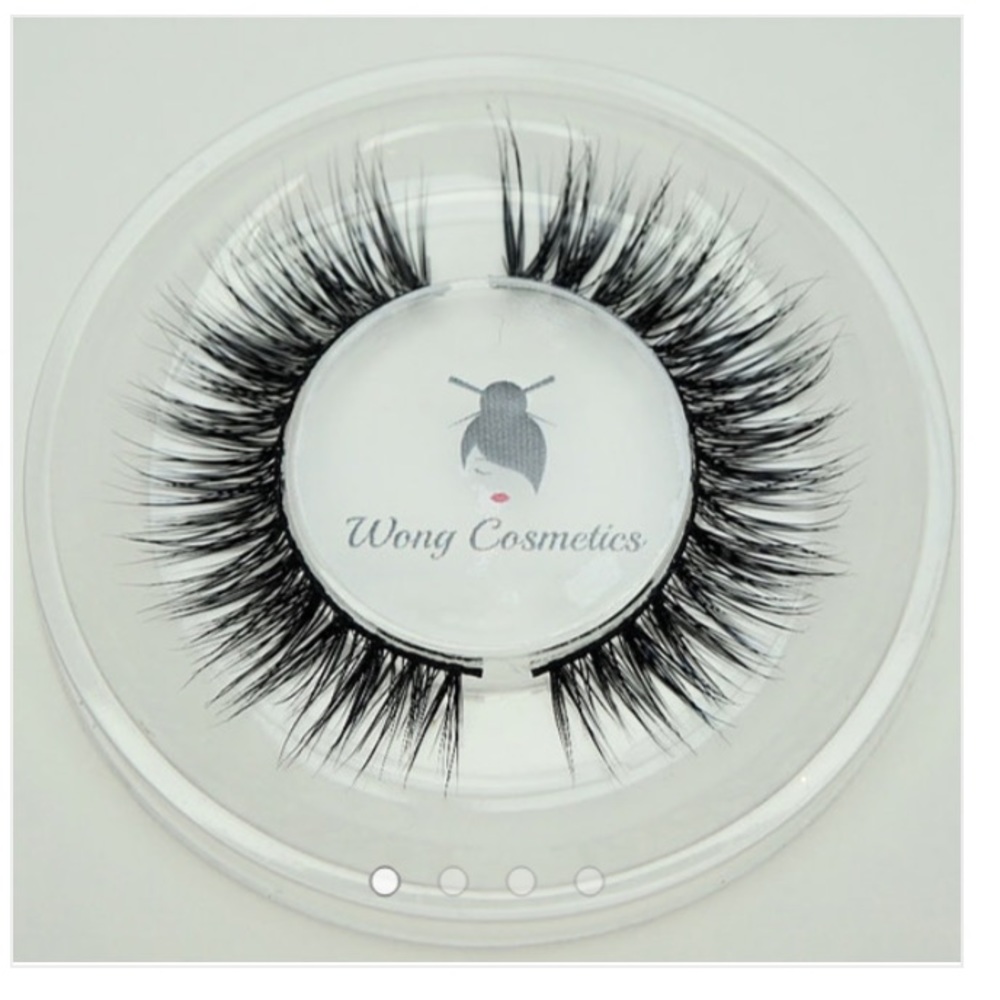 Wongcosmetics.com 3D Mink eyelashes in "Hush"
