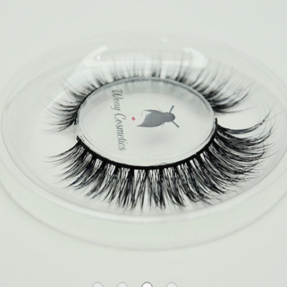 Wongcosmetics.com 3D Mink eyelashes in "Hush" - Picture 3 of 7