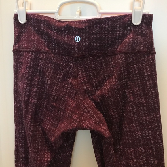Lululemon Wunder Under crops - Picture 3 of 3