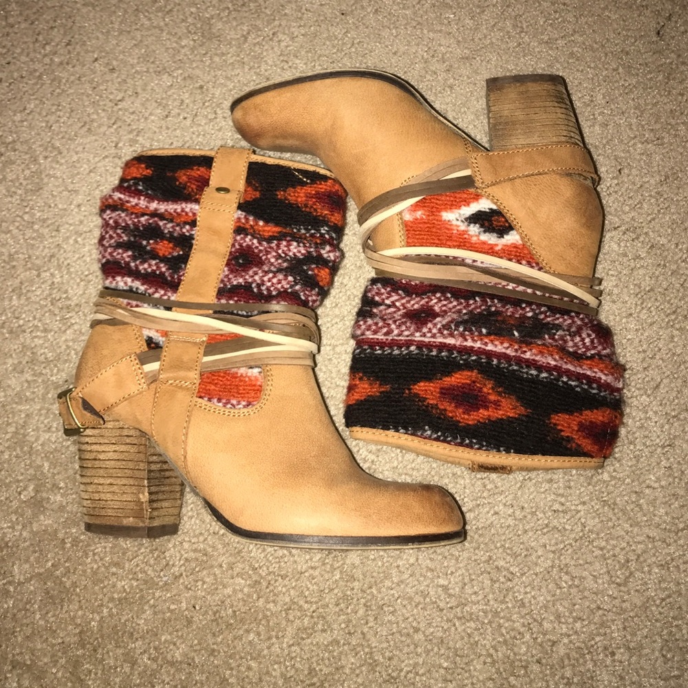Steve Madden Taleca Aztec Bootie