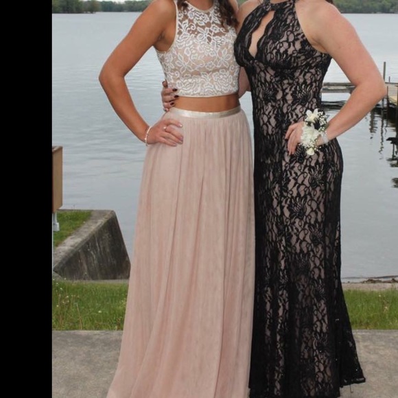 Dresses & Skirts - Beautiful 2 piece prom dress