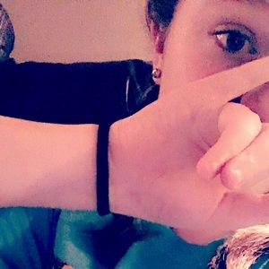 Meet your Posher, Abbie