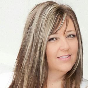 Meet your Posher, Jacque egbert