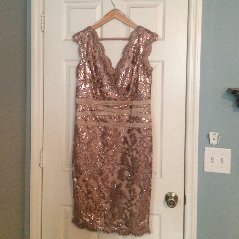 Elegant sequence dress worn 1 x daughters wedding