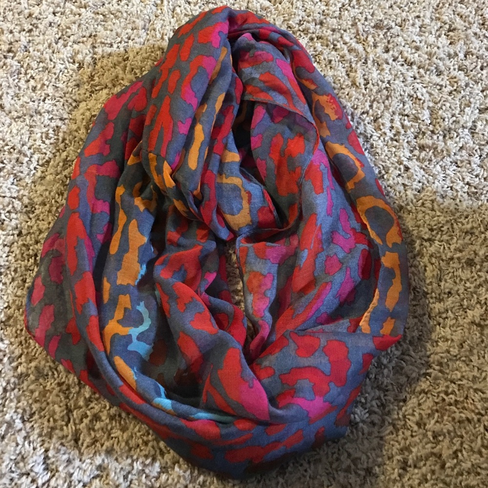 Infinity scarf