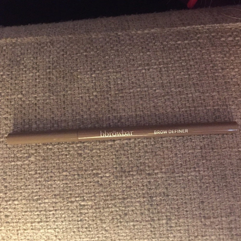 bbrõwbar brow definer